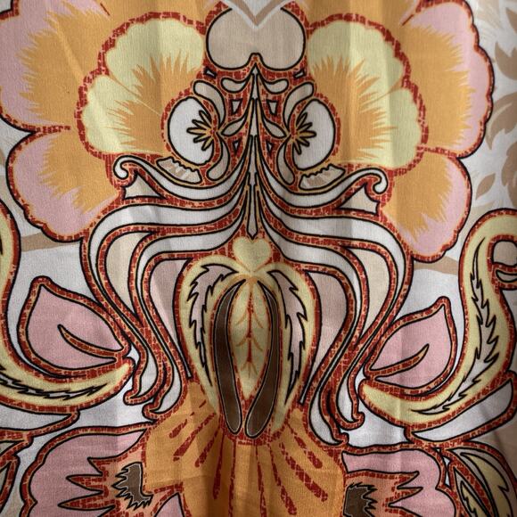 Chico's Women's Beige Satin Floral‎ Keyhole Neck Blouse Size 14 Asian Vibes Boho - Picture 10 of 10